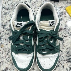 Nike Dunks